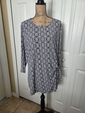 Chico's Black & White Printed Side-Tie Tunic